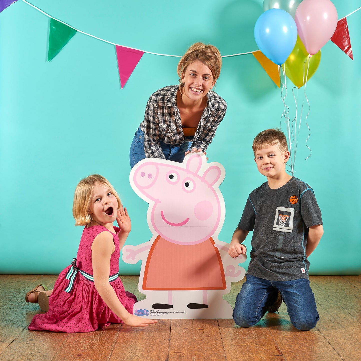 Peppa Pig Star Mini Cutout Cardboard Cutout - mycardboardcutout