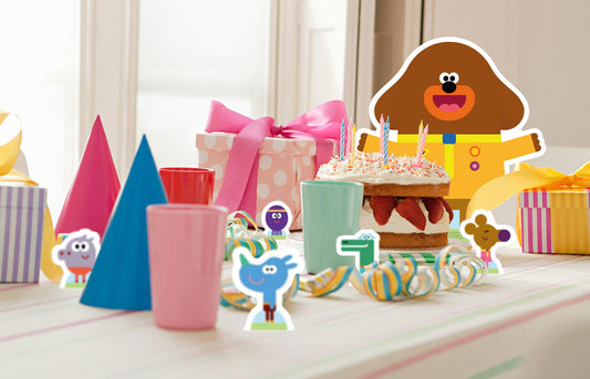 Hey Duggee & The Squirrels Table Toppers Party Pack Twelve Cut Outs - mycardboardcutout